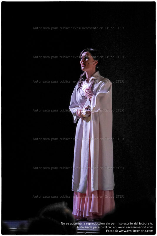 ETER.COM - Mi princesa roja - Teatro Arlequín - Emilio Tenorio
