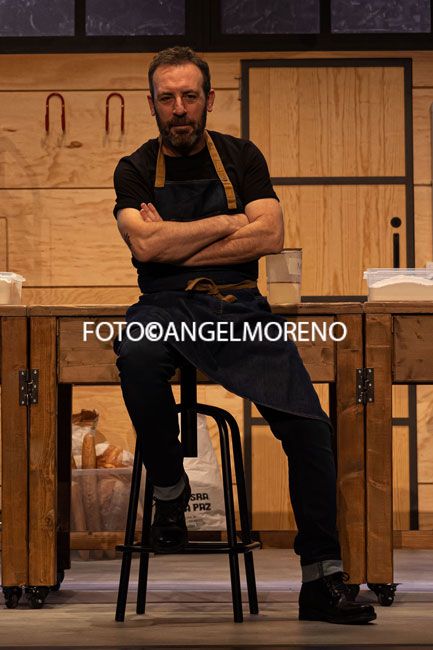 ESCENAMADRID.COM - Una terapia integral - Teatro Figaro - © Ángel Moreno